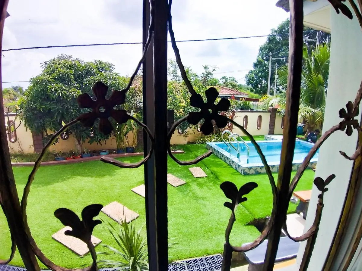 Achutra Muslim Guesthouse Malacca Feriehus