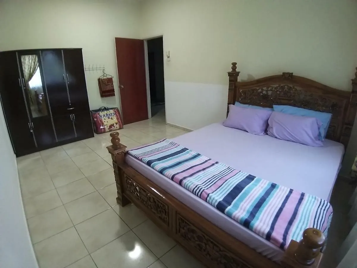 Achutra Muslim Guesthouse Malacca Malaysia